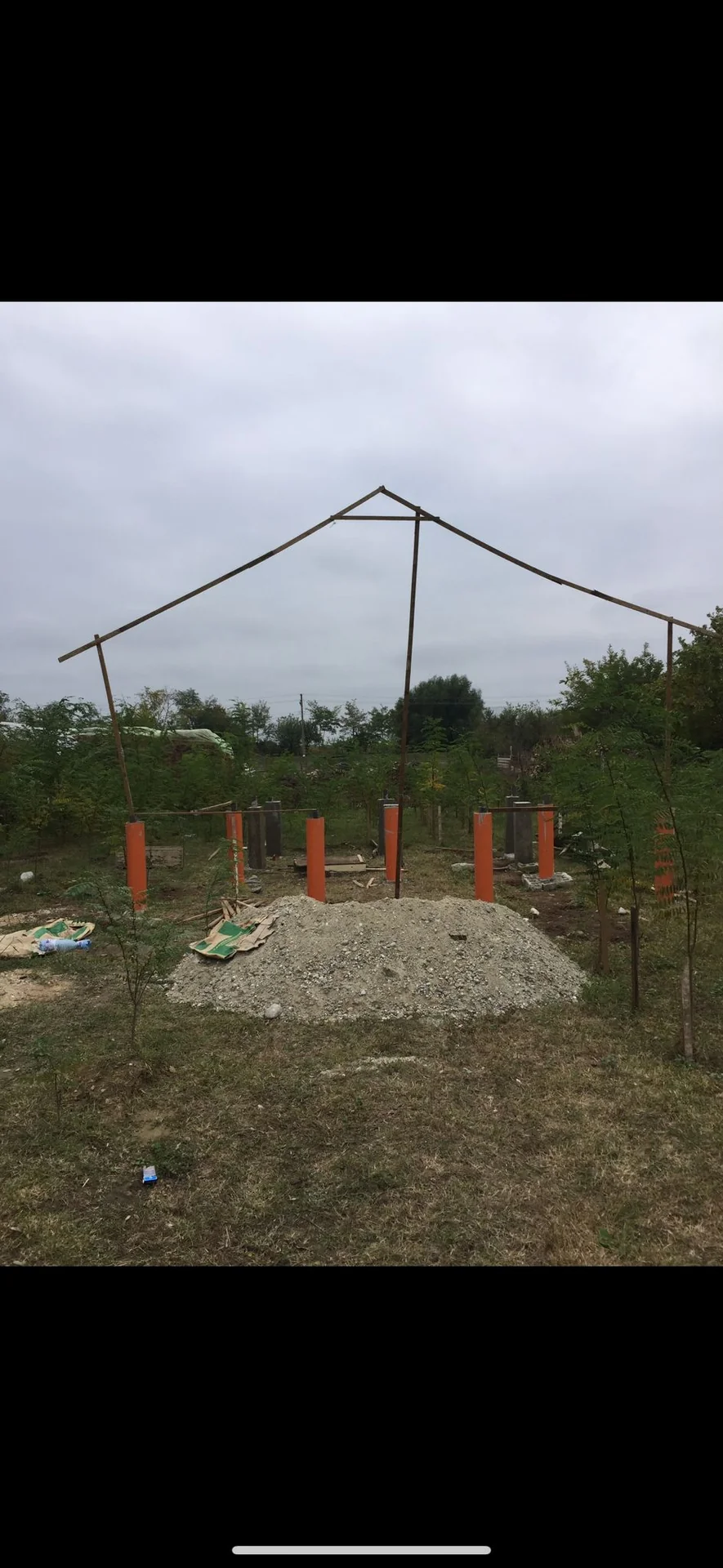 Loc înainte de construcție